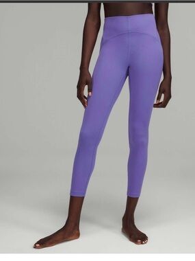 Lululemon InStill High-Rise Tight 25"
Charged Indigo